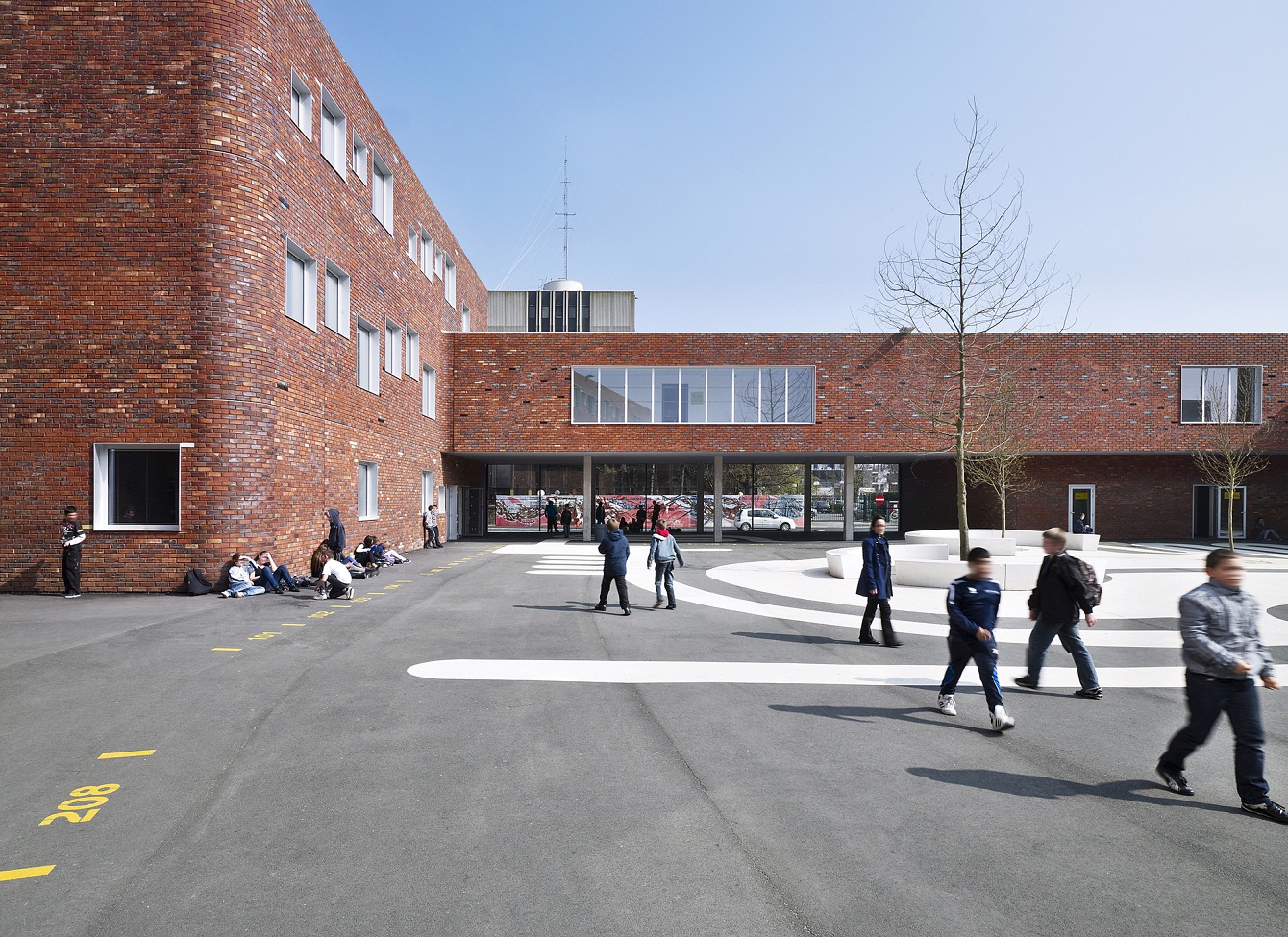 Claude Lévi-Strauss middle school, Graphic design signage, way-finding  system and scenography - Atelier télescopique